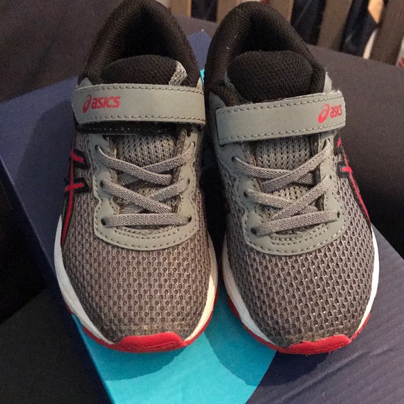 asics sneakers velcro